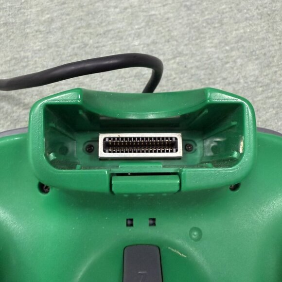 Green Nintendo 64 N64 Controller w/ Tight Stick - Picture 6 of 8